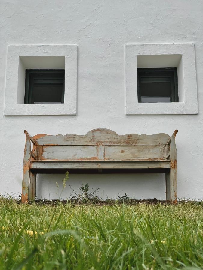 Kisvulkan Nyulontul Mencshely Exteriér fotografie
